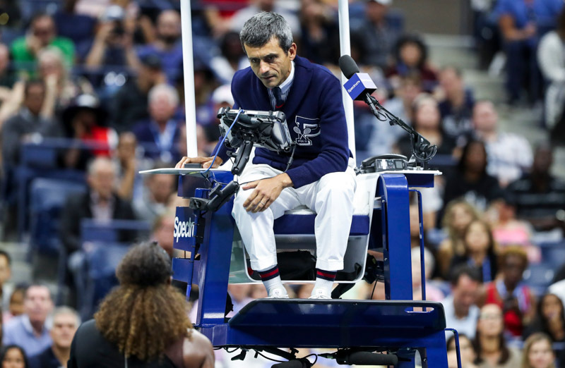 Umpire Carlos Ramo and Serena Williams at US Open final
