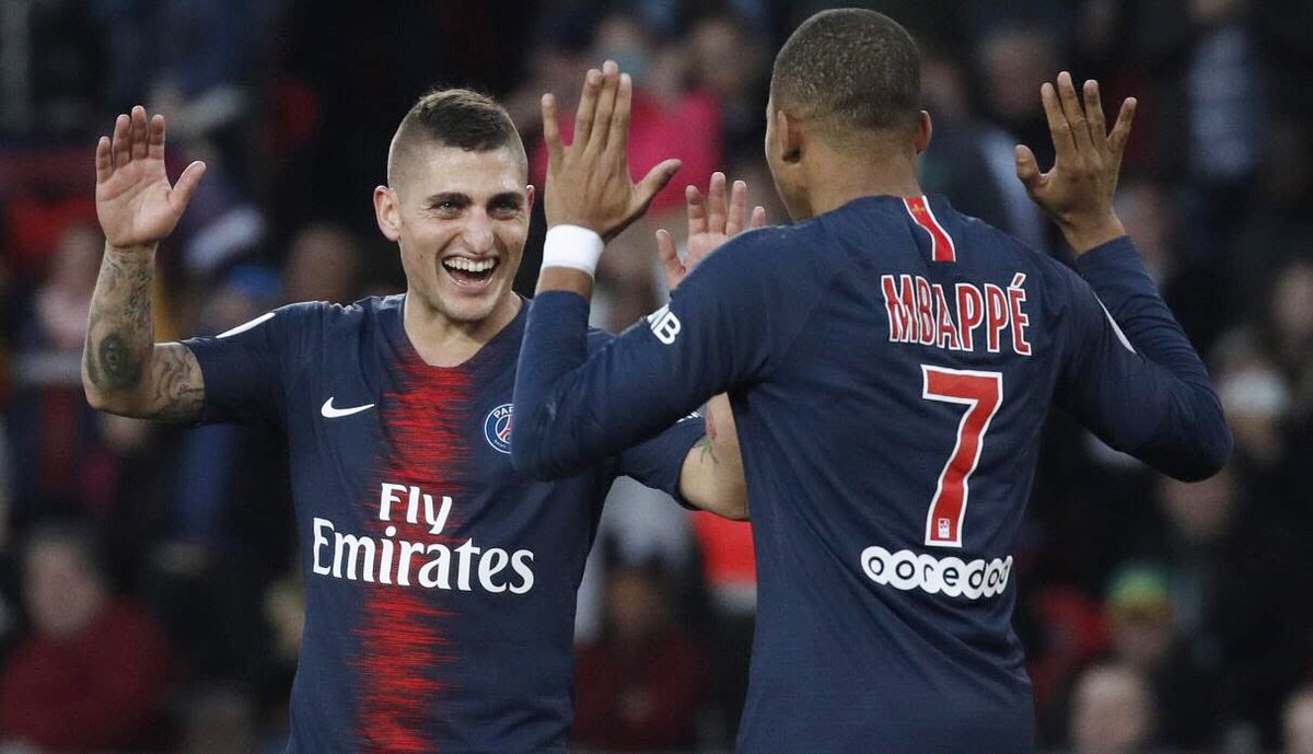 D0HwqbDWkAANenc Kylian Mbappe