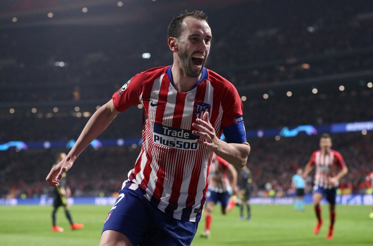 Dz4s-qPVYAUi6eI Diego Godin