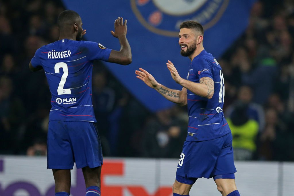 Dz9g2w3XgAEHyqb Olivier Giroud