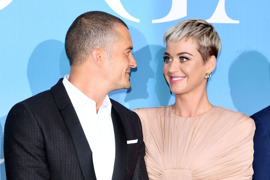 Katy Perry flashes ring to announce engagement on Instagram Katy Perry flashes ring to announce engagement on Instagram