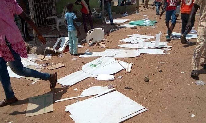 Armed thugs storm polling units in Kogi, snatch ballot boxes Armed thugs storm polling units in Kogi, snatch ballot boxes