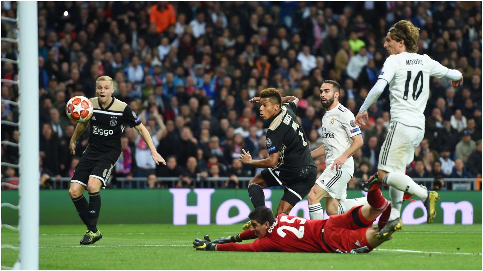 Real Madrid vs Ajax 1-4 (3-5 agg): UEFA Champions League Report & Highlights ajaxmadrid cropped 4qdn70x1hyeu1byj300sfyyvd - Real Madrid vs Ajax 1-4 (3-5 agg): UEFA Champions League Report & Highlights