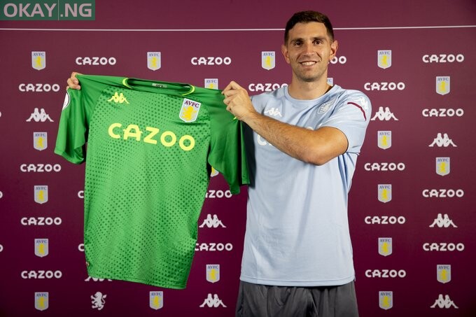 Goalkeeper Emiliano Martinez joins Aston Villa from ...