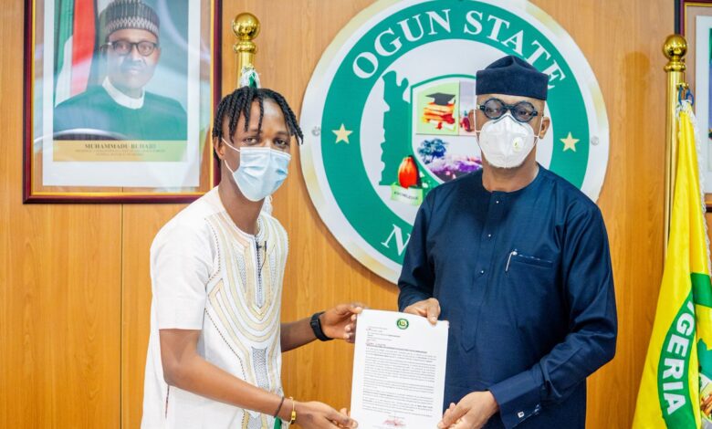 Laycon and Dapo Abiodun