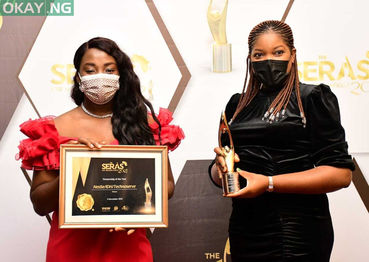 Mfonobong Etuk and Chinwe Obi both from Nestlé Nigeria PLC with the Awards.