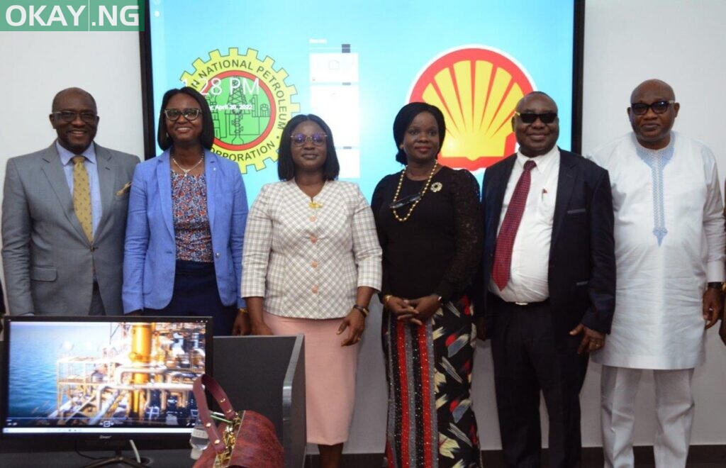 L-R: Delta Sate Honourable Commissioner for Oil and Gas, Prince Emmanuel Amgbaduba; Managing Director, Shell Nigeria Exploration and Production Company Limited (SNEPCo), Mrs. Elohor Aiboni; Delta State Commissioner for Science and Technology, Mrs. Jennifer Adesen- Efeviroro ; Deputy Manager, External Affairs Department, National Petroleum Investment Services (NAPIMS), Mrs. Edith Bunmi Lawson; Vice Chancellor, Federal University of Petroleum Resources, Effurun, Delta State ,Professor Akpofure Rim-Rukeh; and Mr. Evans Krukrubo, Manager, Corporate Relations, The Shell Petroleum Development Company of Nigeria Limited (SPDC ) at the inauguration of a 100-seater two storey fully furnished and equipped Information and Communication Technology (ICT) building at FUPRE on Wednesday, 20th April 2022