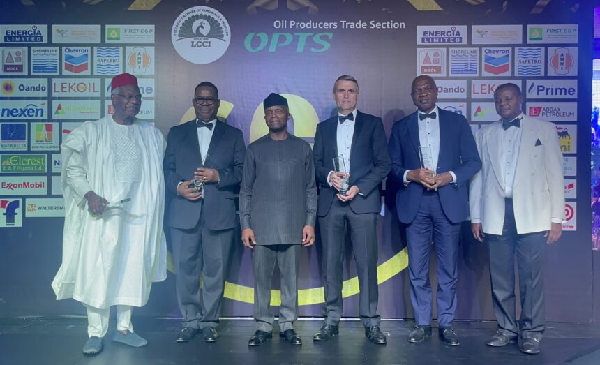 L-R: Dr Imo Itsueli, Past Chairman, Oil Producers Trade Section (OPTS) & Chairman Dubri Oil; Mr Basil Omiyi, past Chairman, OPTS & Chairman Seplat; Vice President Prof. Yemi Osinbajo; Mr. Mike Sangster, MD, TotalEnergies and past Chairman, OPTS; Mr. Osagie Okunbor, MD, SPDC & Chairman, Shell Companies in Nigeria/ Past Chairman & Current Vice Chairman, OPTS and Mr. Bunmi Toyobo, Executive Director, OPTS at the 60th anniversary celebration of OPTS at Eko Hotel, Lagos on Thursday.