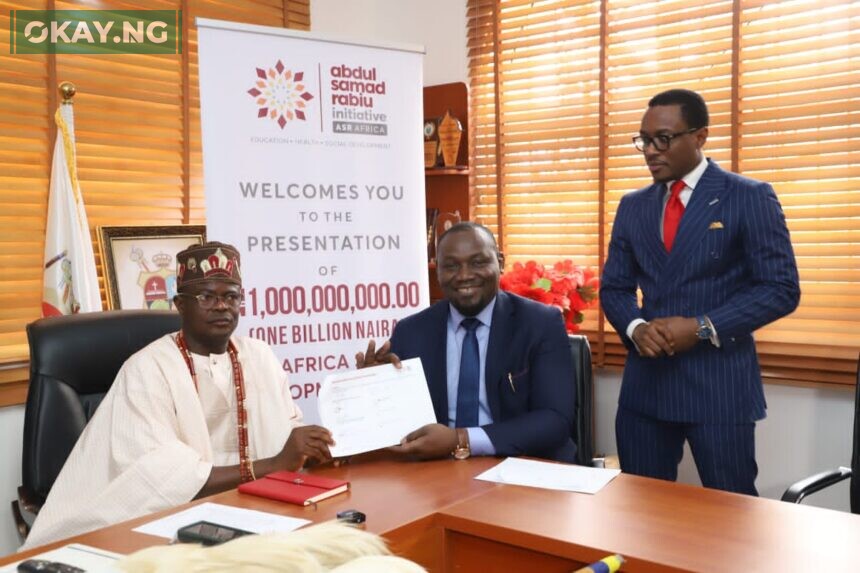 L-R: Oba Kehinde Olugbenle, the Olu of Ilaro and Paramount Ruler of Yewa Land receiving the ASR Africa and BUA Foundation N1billion grant letter from Udoh Ubon, Managing Director, ASR Africa and O'tega Ogra, Director, Corporate Communications, BUA Group at the grant presentation in Ogun state.