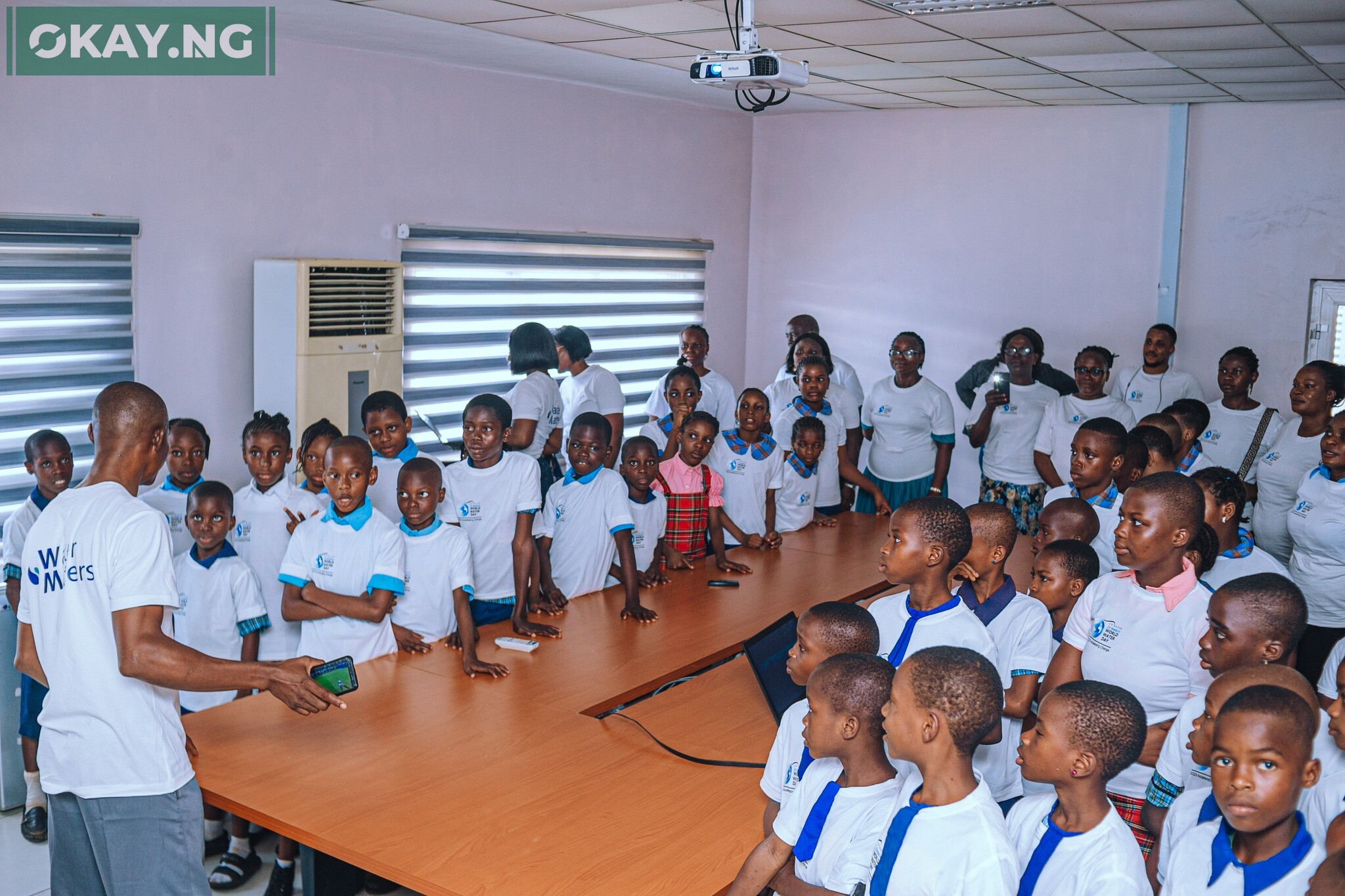 Cross section of participating children at both locations.
